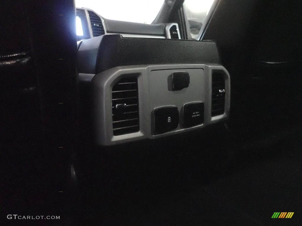 2019 F250 Super Duty Lariat Crew Cab 4x4 - Silver Spruce / Black photo #19