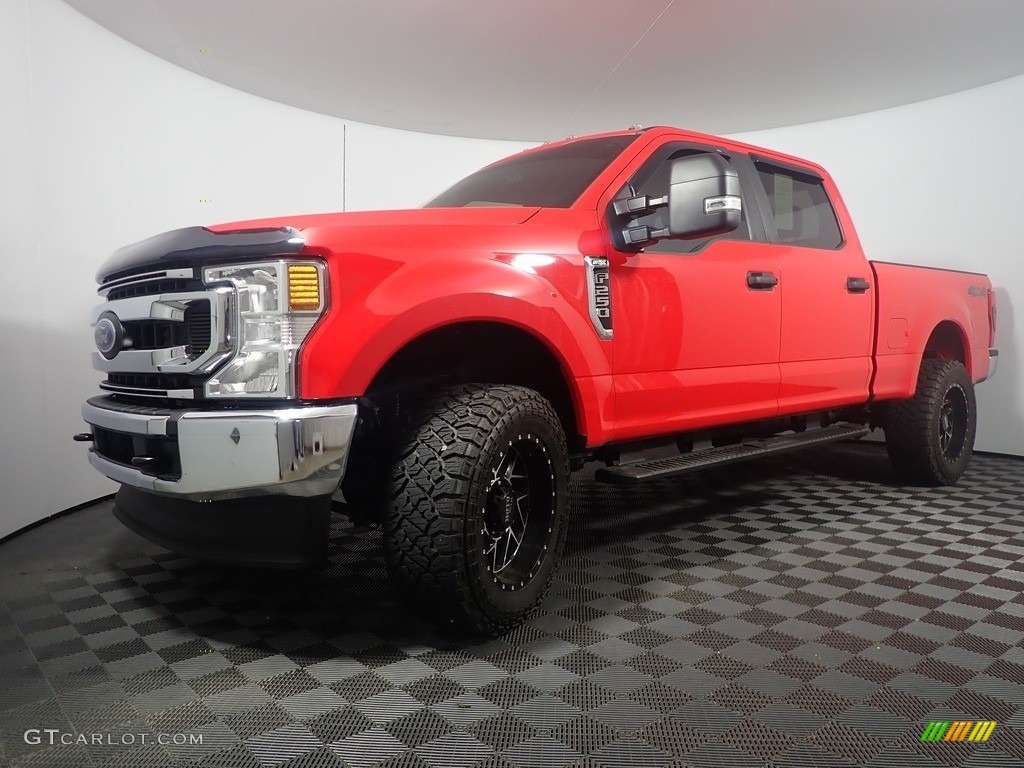 2022 F250 Super Duty XL Crew Cab 4x4 - Race Red / Medium Earth Gray photo #8