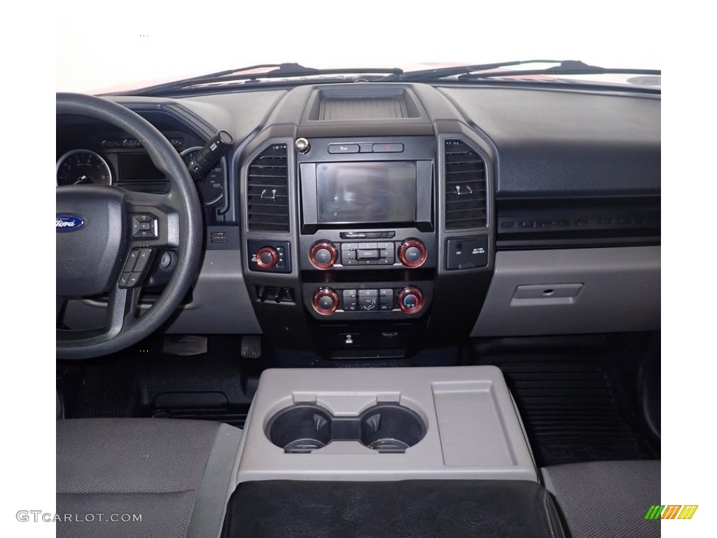 2022 F250 Super Duty XL Crew Cab 4x4 - Race Red / Medium Earth Gray photo #23