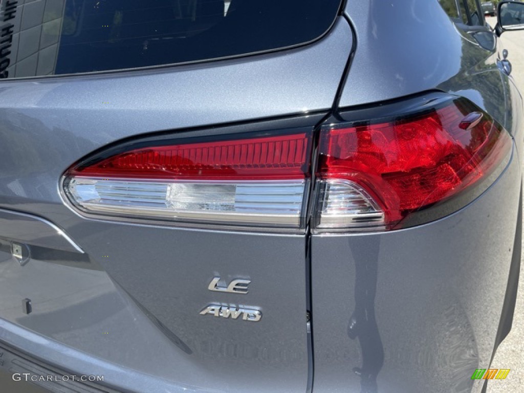 2022 Corolla Cross LE AWD - Celestite / Light Gray photo #20