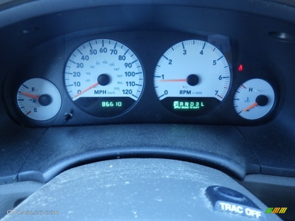 2005 Grand Caravan SXT - Stone White / Medium Slate Gray photo #12