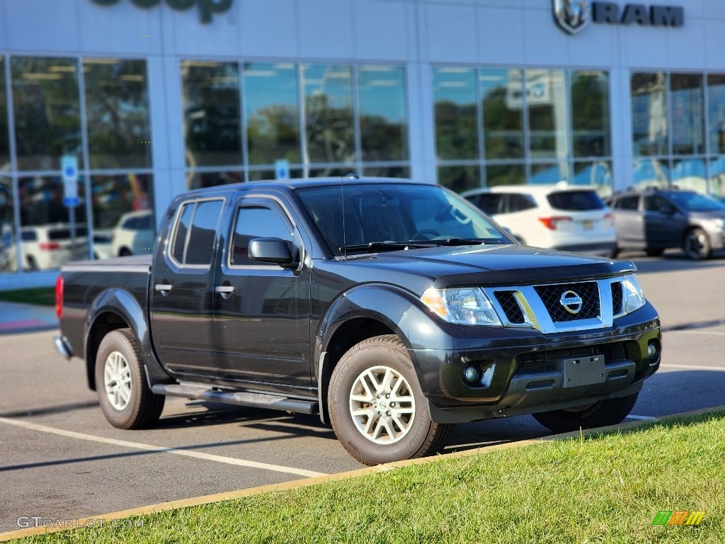 2017 Frontier SV Crew Cab 4x4 - Magnetic Black / Steel photo #4