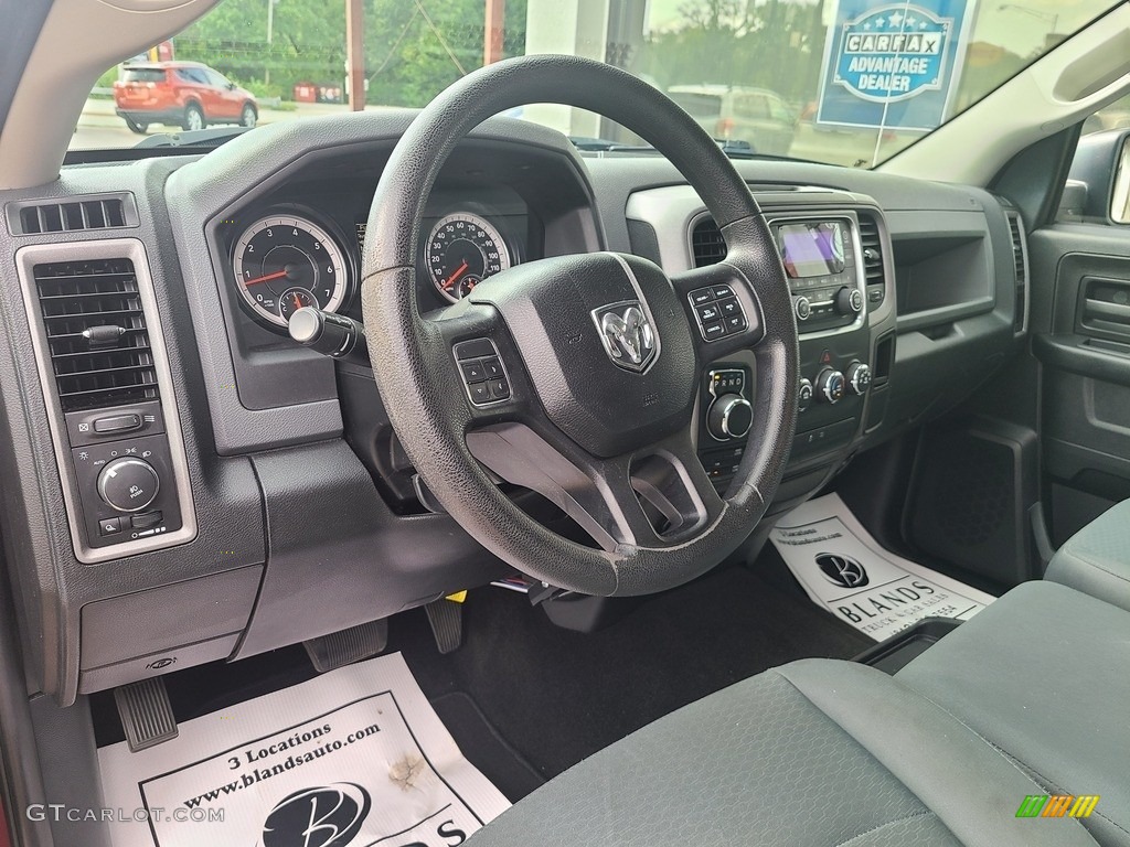 2016 Ram 1500 Express Crew Cab 4x4 Black/Diesel Gray Dashboard Photo #144906609