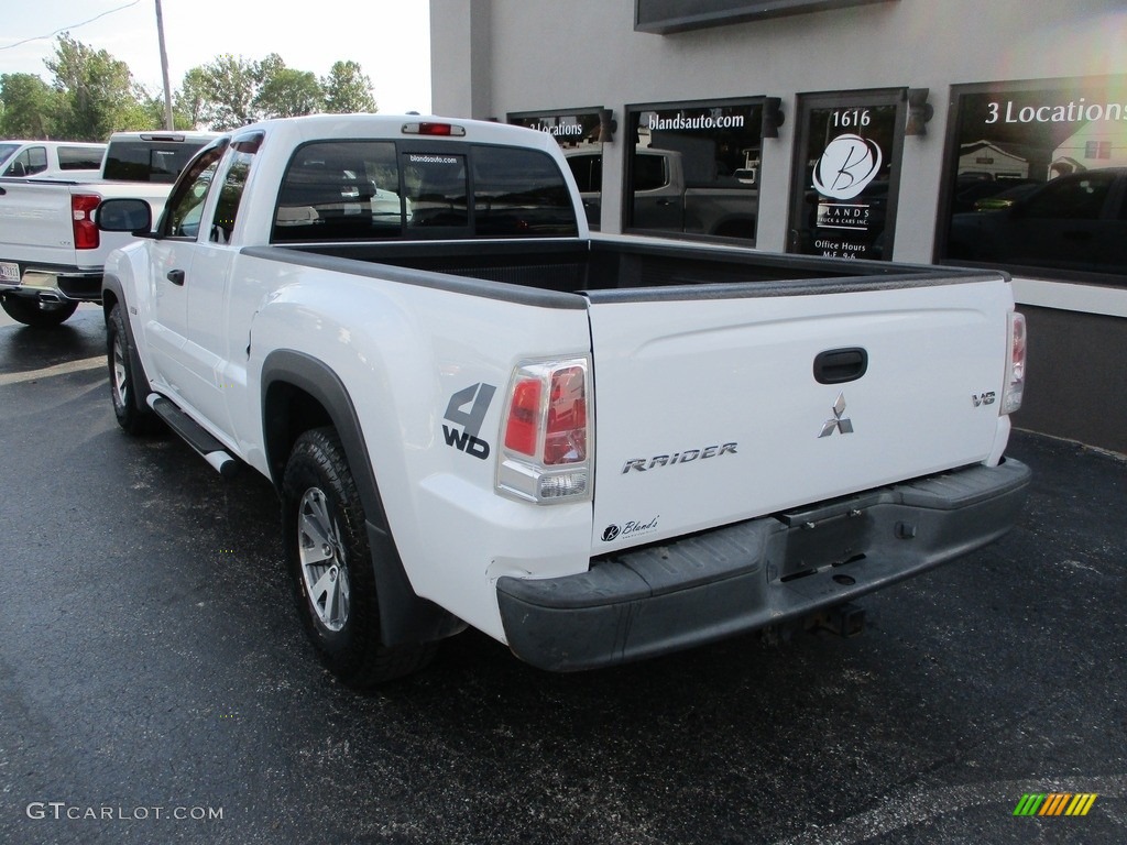 2006 Raider DuroCross Extended Cab 4x4 - Arctic White / Slate Gray photo #3