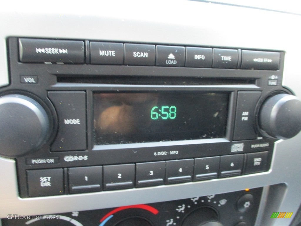 2006 Mitsubishi Raider DuroCross Extended Cab 4x4 Audio System Photos