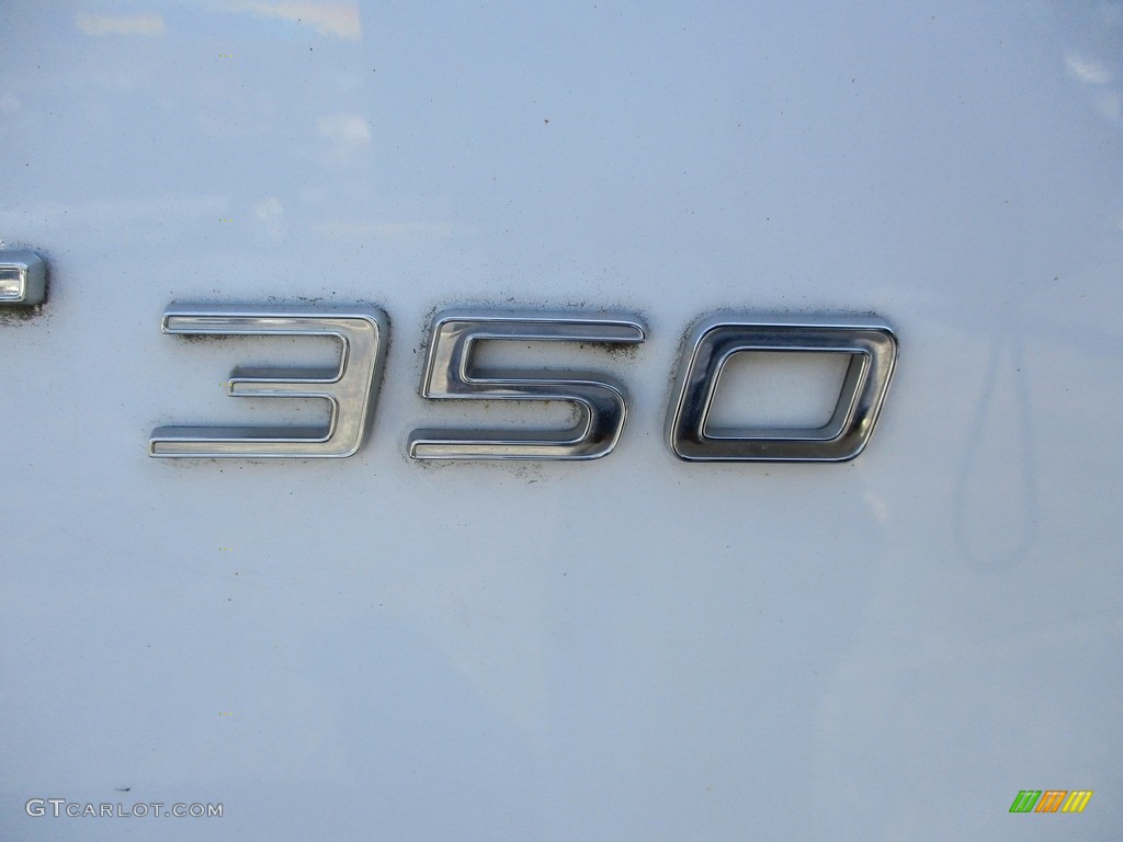 2017 Ford Transit Wagon XLT 350 LR Long Marks and Logos Photos