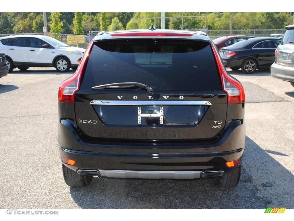2016 XC60 T5 AWD - Onyx Black Metallic / Off-Black photo #4