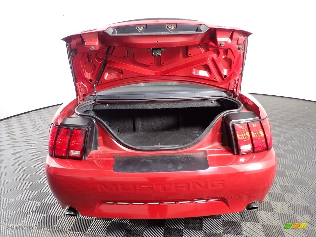2000 Mustang GT Convertible - Laser Red Metallic / Medium Graphite photo #6