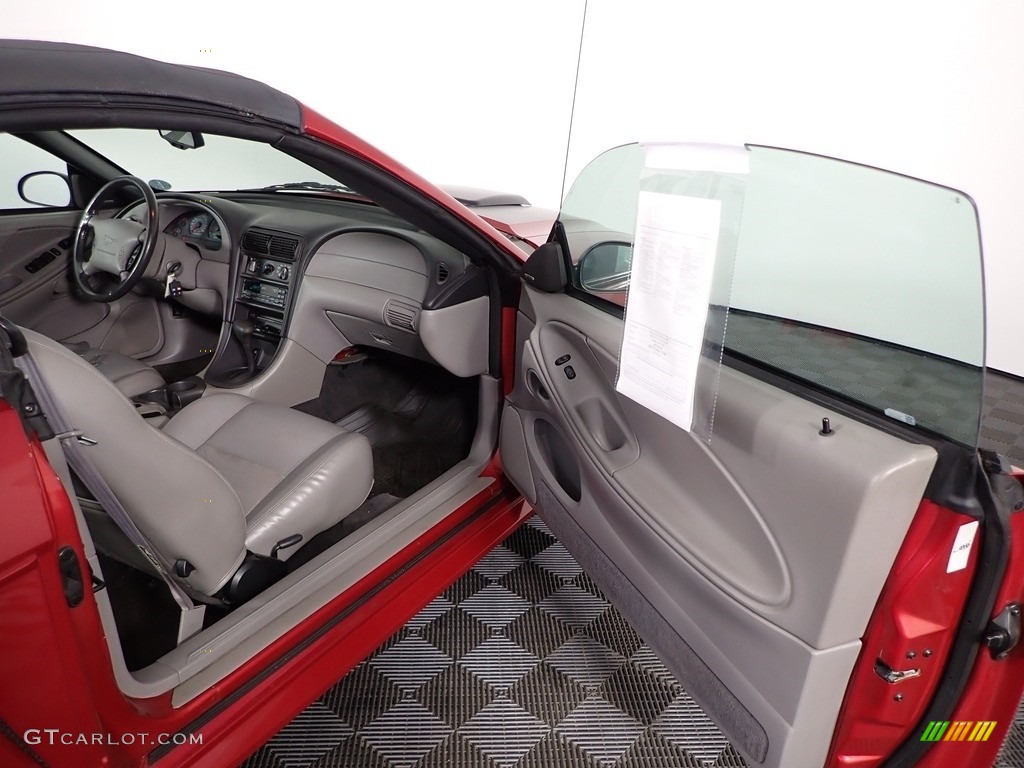 2000 Mustang GT Convertible - Laser Red Metallic / Medium Graphite photo #21