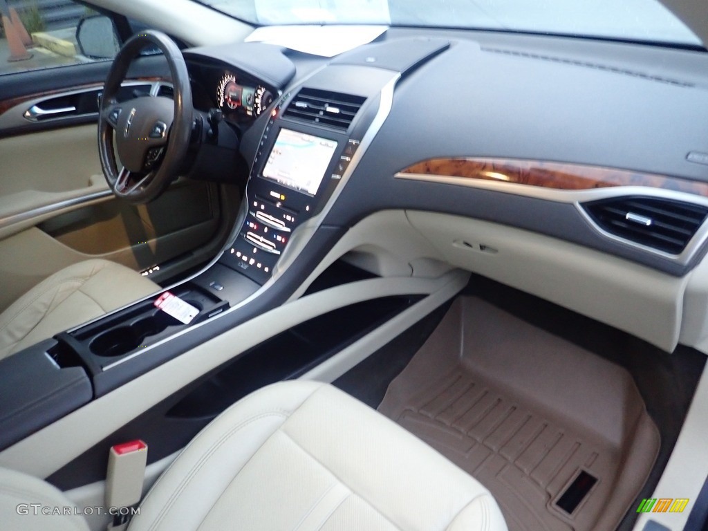 Charcoal Black Interior 2014 Lincoln MKZ AWD Photo #144914335
