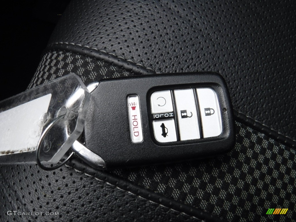 2019 Honda Civic EX-L Sedan Keys Photos