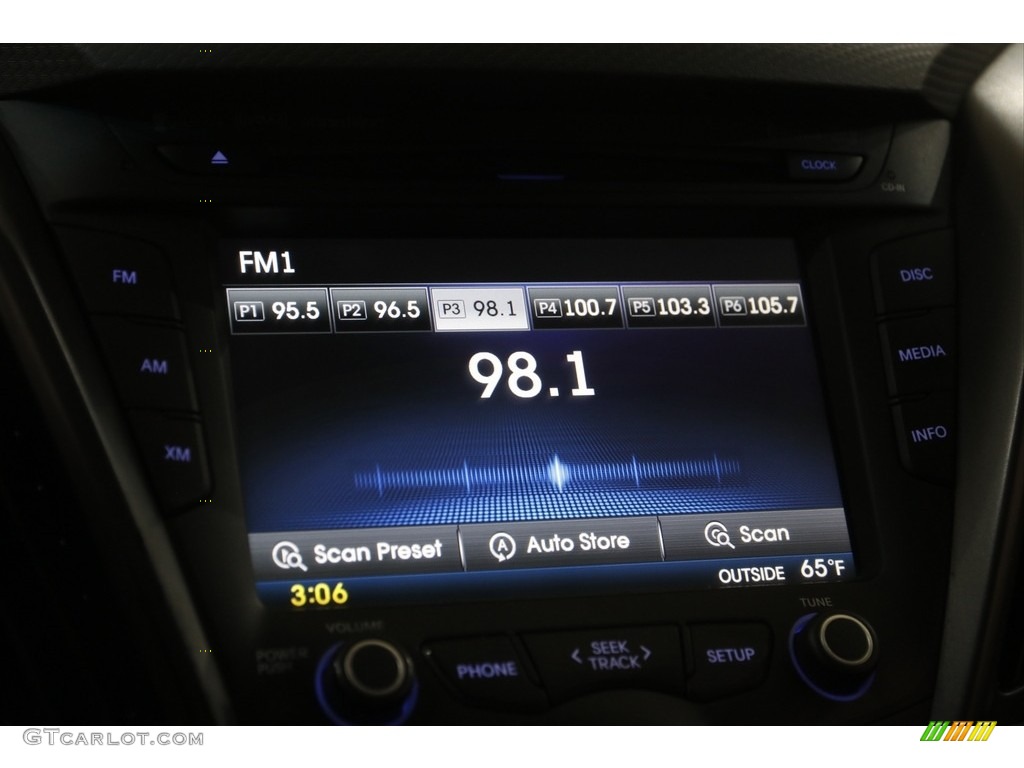 2015 Hyundai Veloster Turbo R-Spec Audio System Photos
