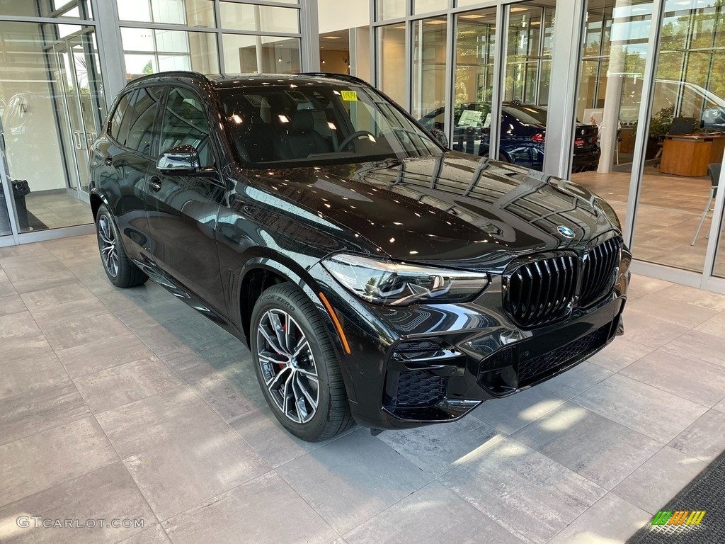 2023 X5 xDrive40i - Black Sapphire Metallic / Black photo #1