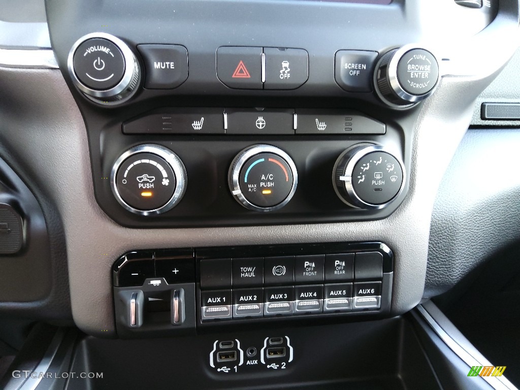 2022 Ram 2500 Big Horn Crew Cab Night Edition 4x4 Controls Photos