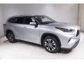 Celestial Silver Metallic 2021 Toyota Highlander XLE AWD