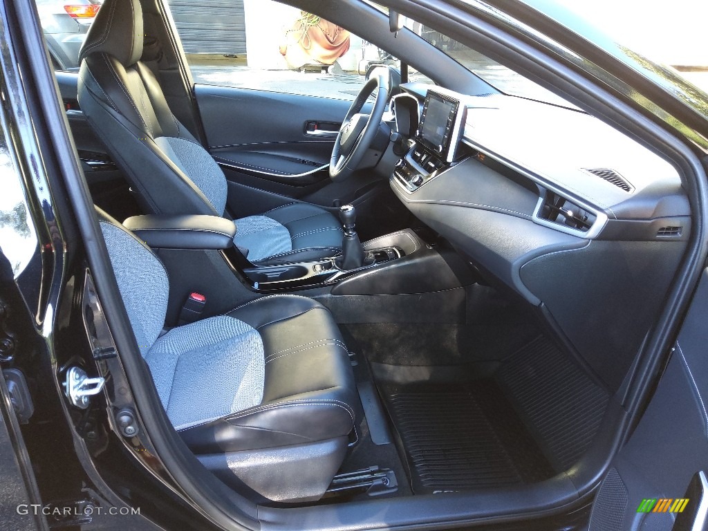 2022 Toyota Corolla Hatchback XSE Front Seat Photo #144920355