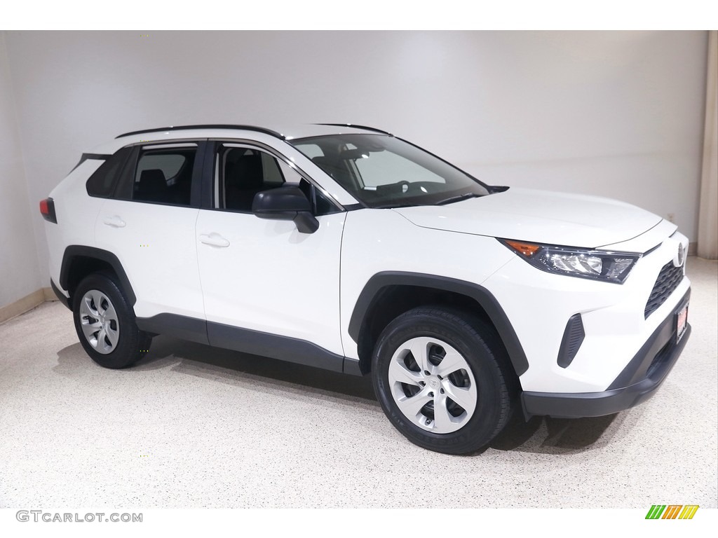 2019 RAV4 LE - Super White / Black photo #1