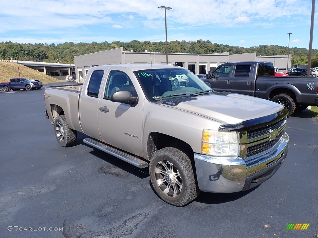 2009 Silverado 2500HD Work Truck Extended Cab 4x4 - Silver Birch Metallic / Dark Titanium photo #2