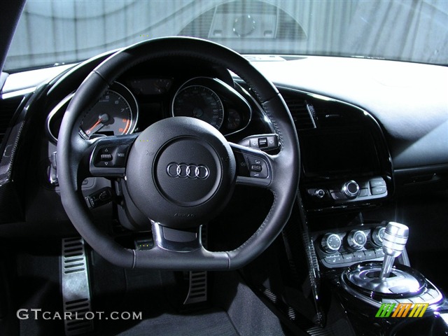 2008 R8 4.2 FSI quattro - Phantom Black Pearl Effect / Black photo #7