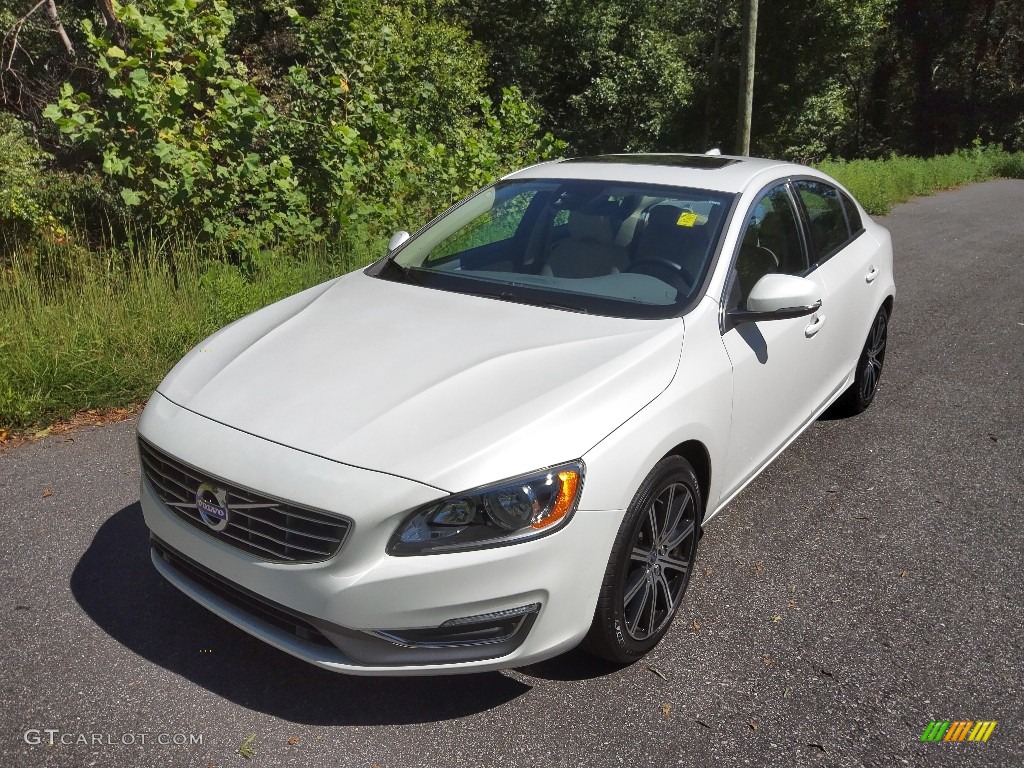 2017 S60 T6 AWD - Ice White / Soft Beige photo #2