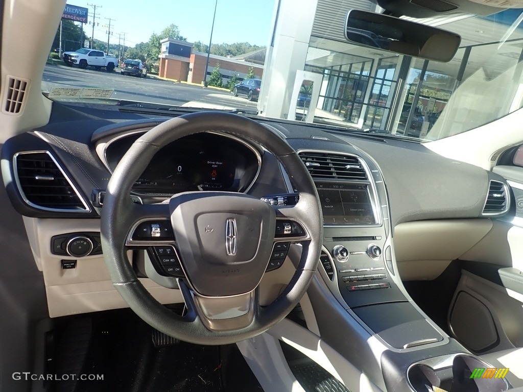 2019 Lincoln Nautilus AWD Cappuccino Dashboard Photo #144922509