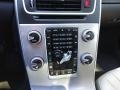 Soft Beige Controls Photo for 2017 Volvo S60 #144922938