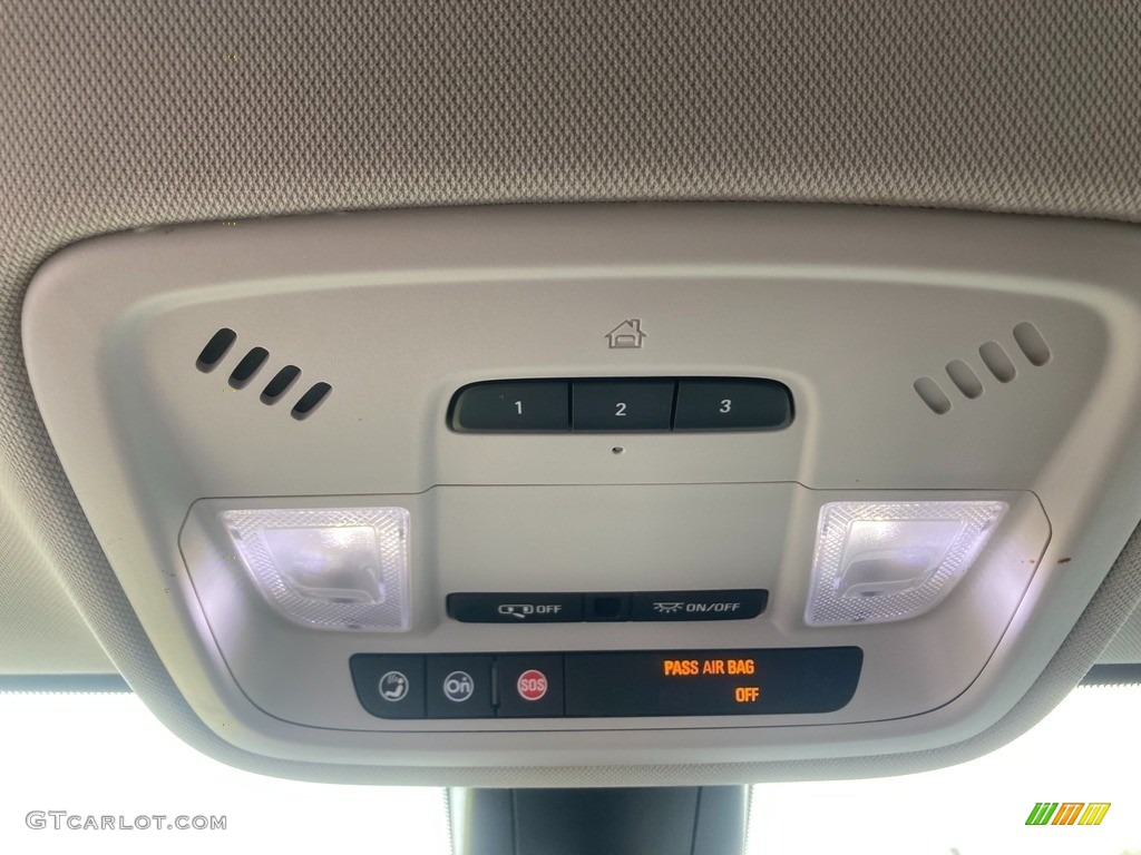 2019 Traverse LT - Graphite Metallic / Jet Black photo #28