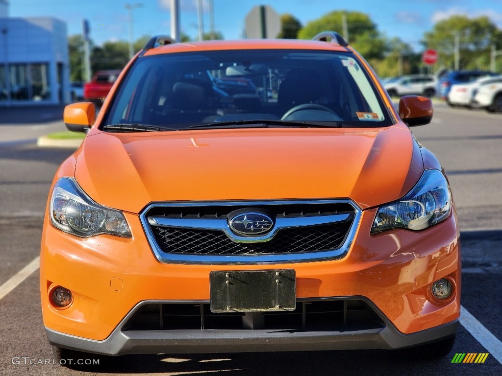 2013 XV Crosstrek 2.0 Premium - Tangerine Orange Pearl / Black photo #2