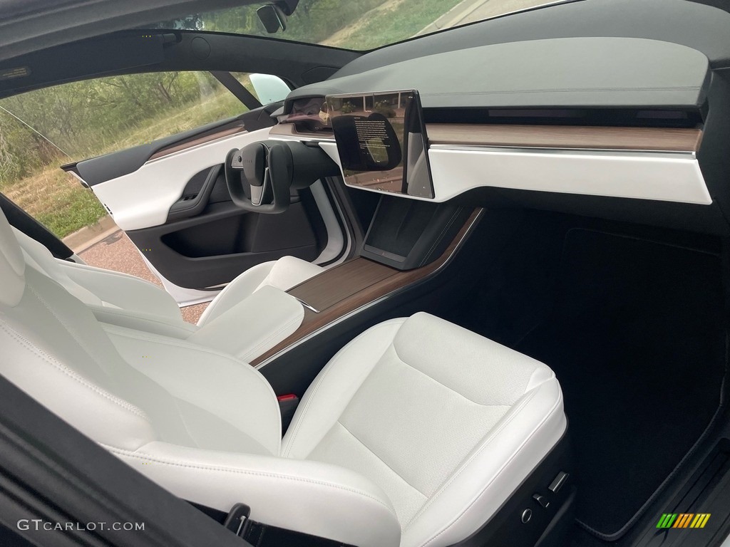 2022 Tesla Model X AWD Front Seat Photos