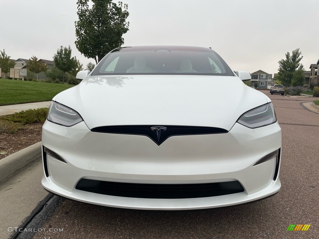 2022 Model X AWD - Pearl White Multi-Coat / White/Black photo #18