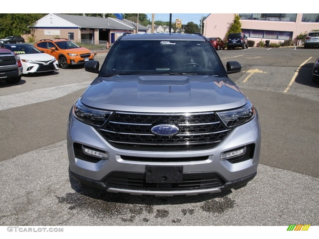 2020 Explorer XLT 4WD - Iconic Silver Metallic / Ebony photo #2