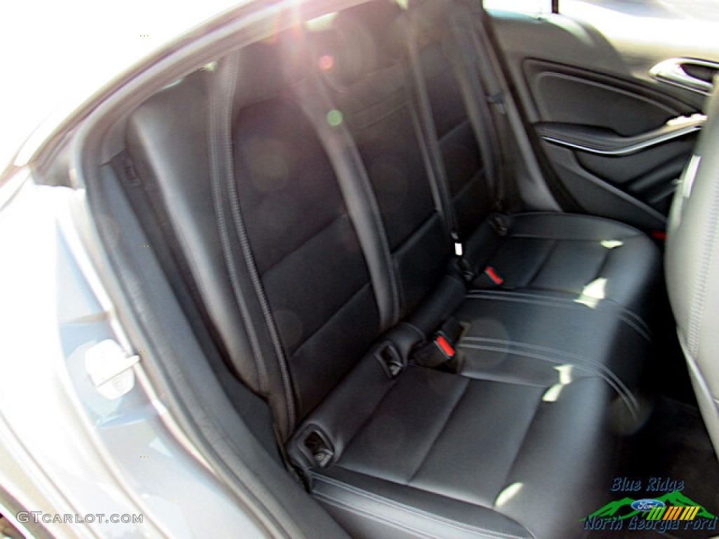 2016 CLA 250 - Mountain Grey Metallic / Black photo #13