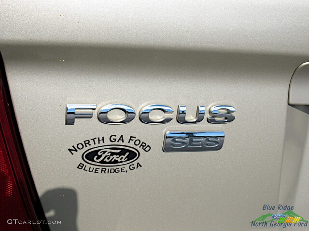 2007 Focus ZX4 SES Sedan - Pueblo Gold Metallic / Dark Pebble/Light Pebble photo #23
