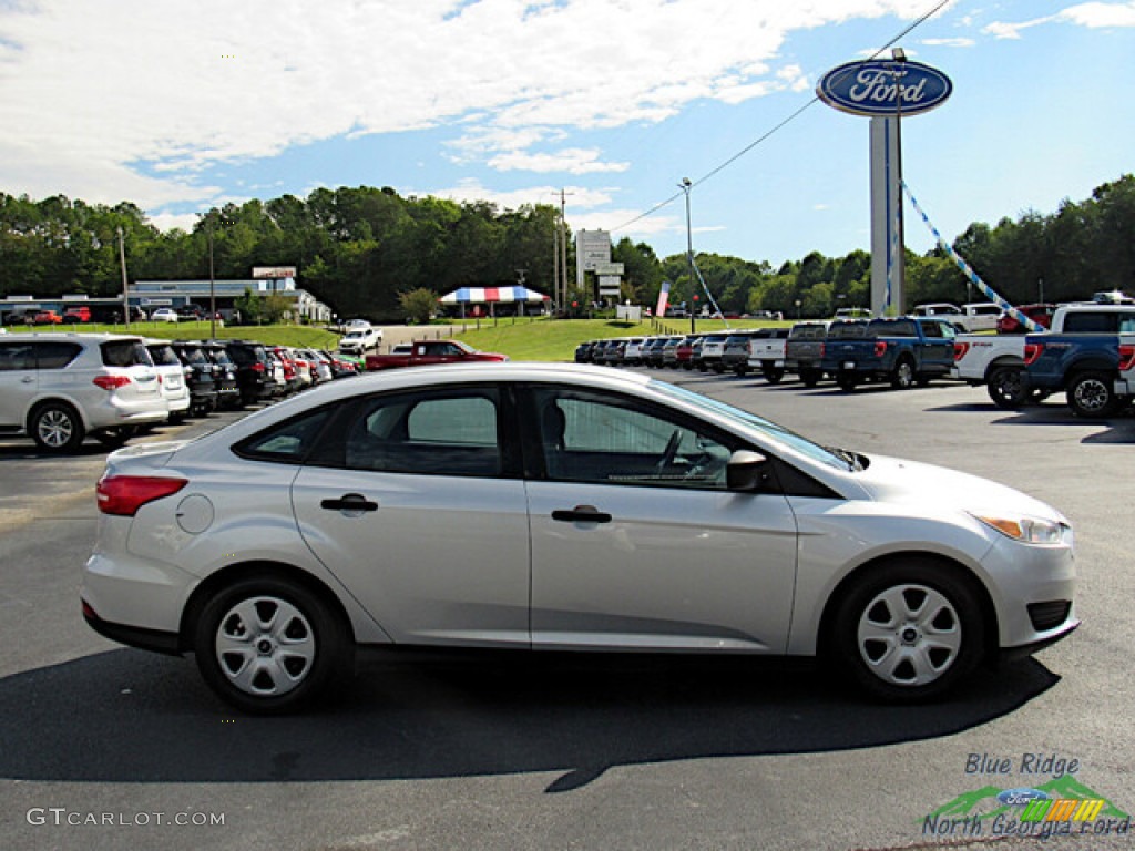 2017 Focus S Sedan - Ingot Silver / Charcoal Black photo #6