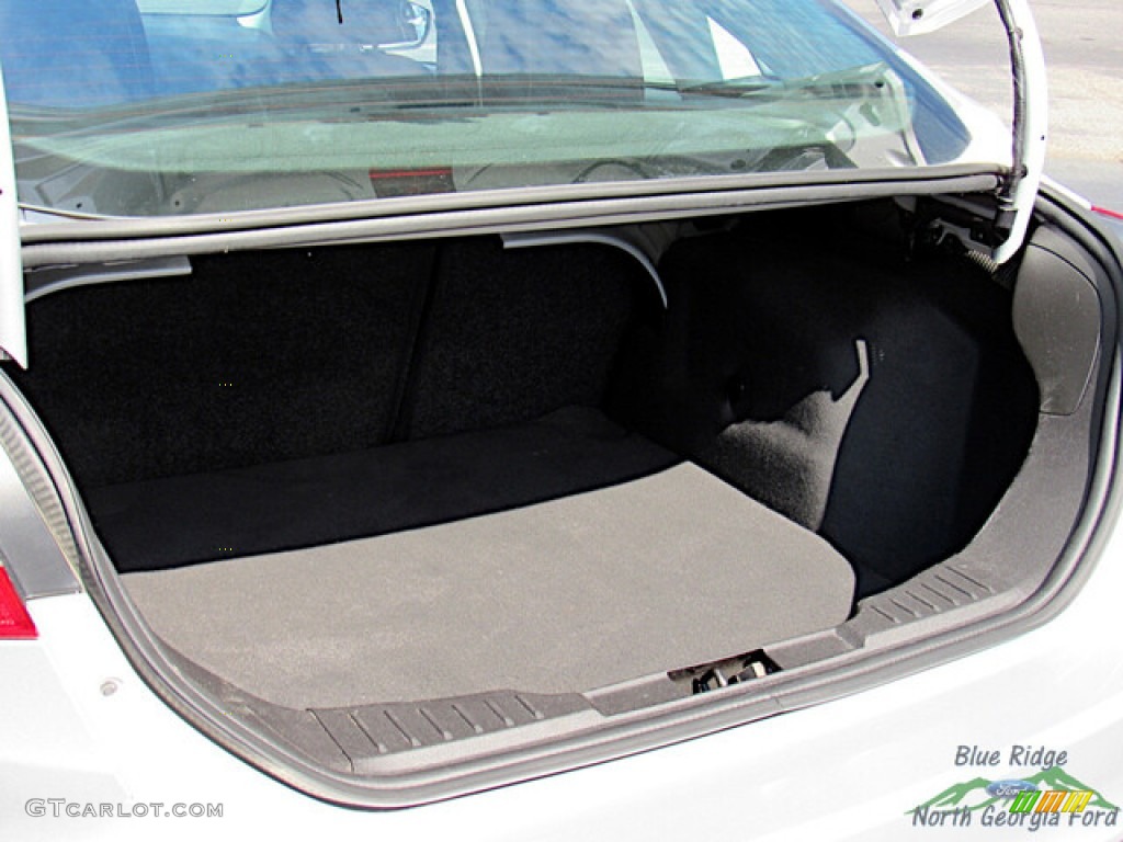 2017 Focus S Sedan - Ingot Silver / Charcoal Black photo #14