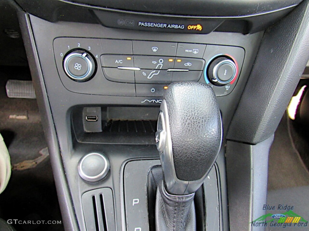 2017 Focus S Sedan - Ingot Silver / Charcoal Black photo #20