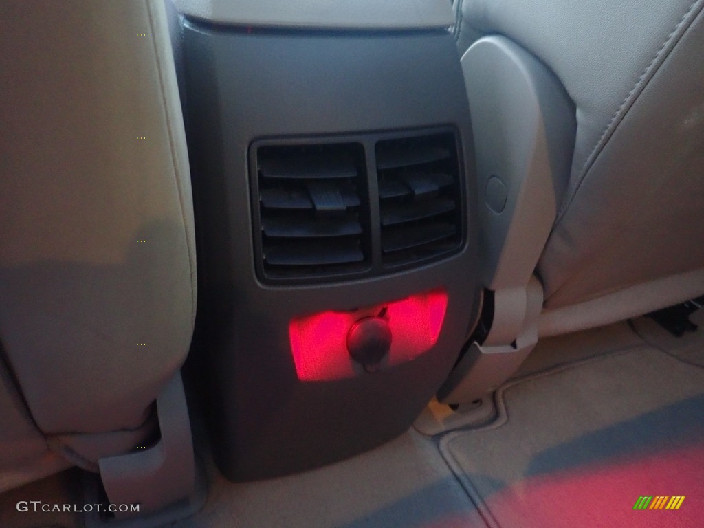 2010 Edge SEL AWD - Red Candy Metallic / Medium Light Stone photo #20