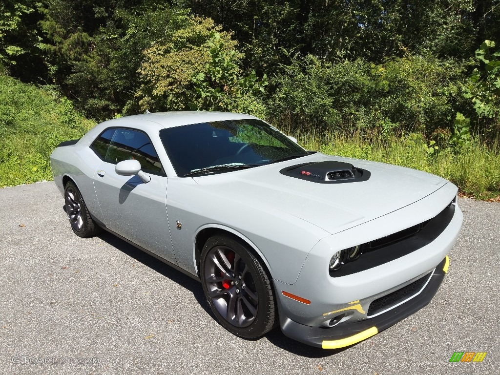 Smoke Show 2022 Dodge Challenger R/T Scat Pack Shaker Exterior Photo #144934633