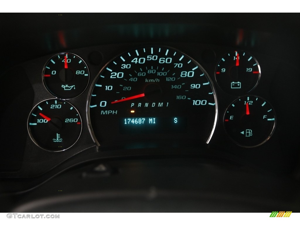 2013 Chevrolet Express LT 3500 Passenger Van Gauges Photo #144936455