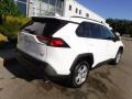 Super White - RAV4 XLE AWD Photo No. 17