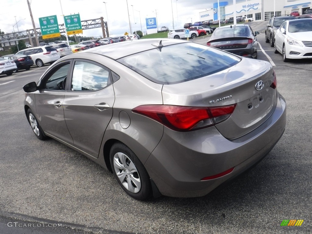 2016 Elantra SE - Desert Bronze / Beige photo #7