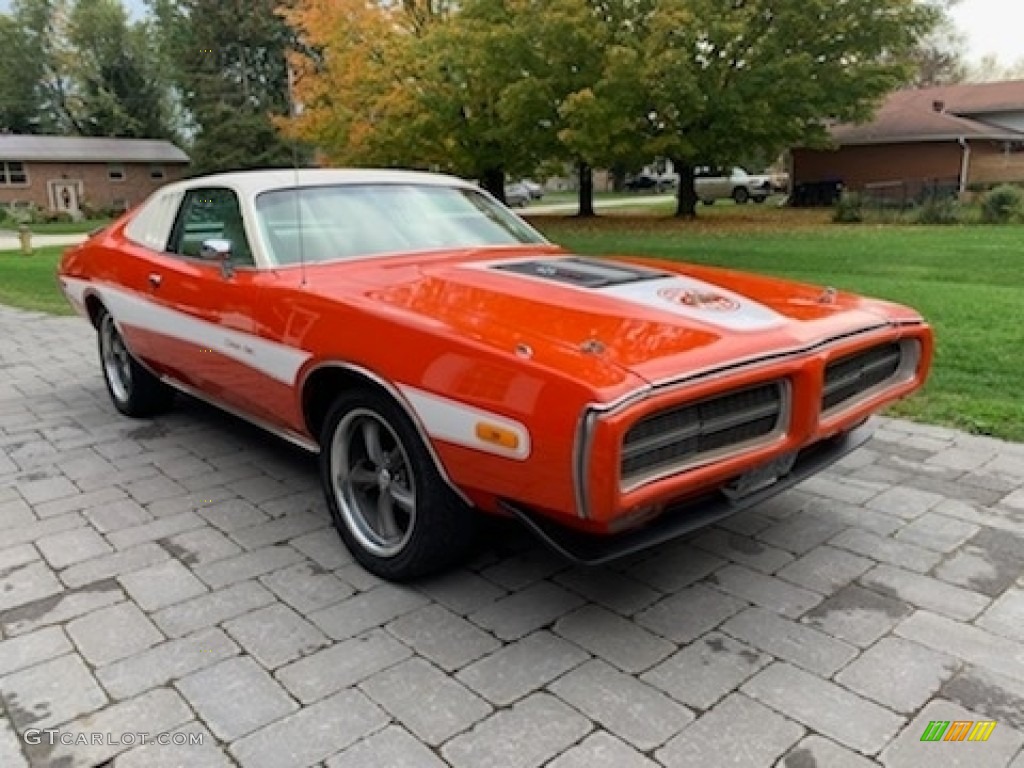 Hemi Orange 1971 Dodge Charger Super Bee Clone Exterior Photo #144940740