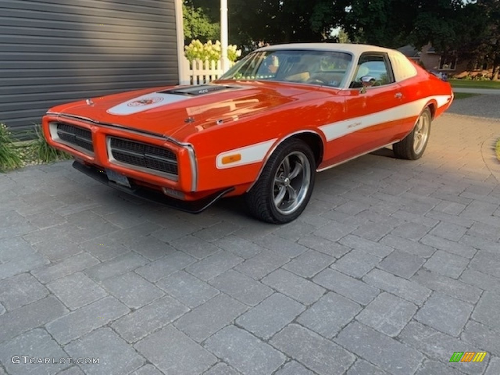 Hemi Orange 1971 Dodge Charger Super Bee Clone Exterior Photo #144940854