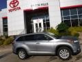 2016 Silver Sky Metallic Toyota Highlander LE  photo #2