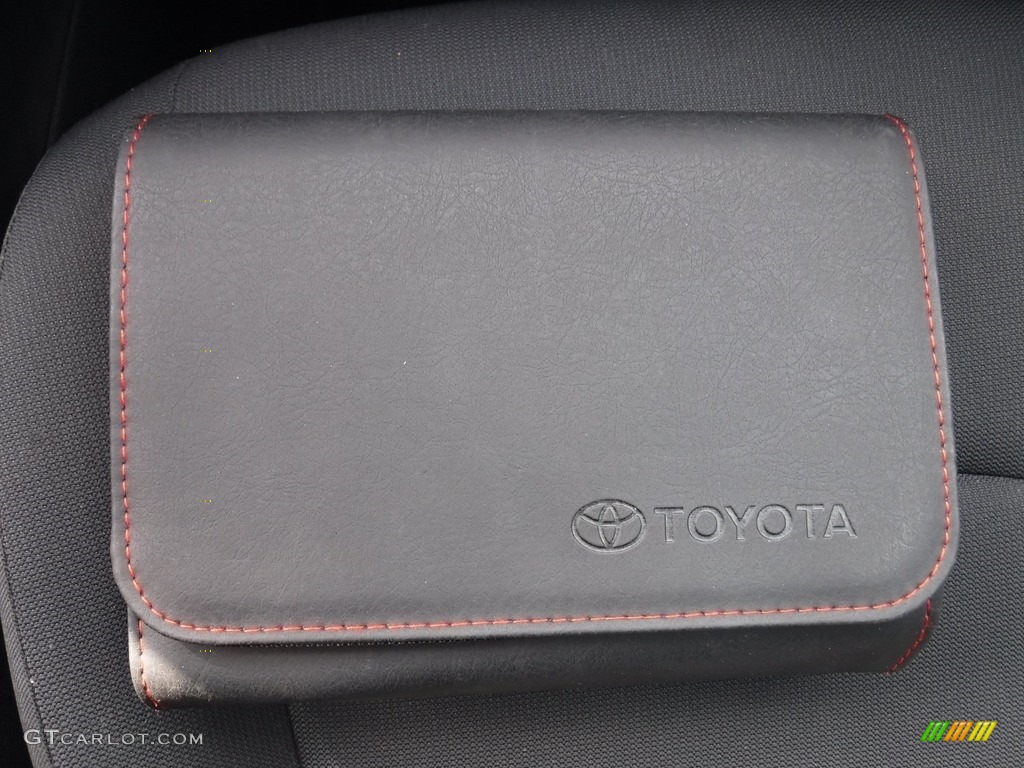 2022 Corolla Cross LE AWD - Celestite / Black photo #27