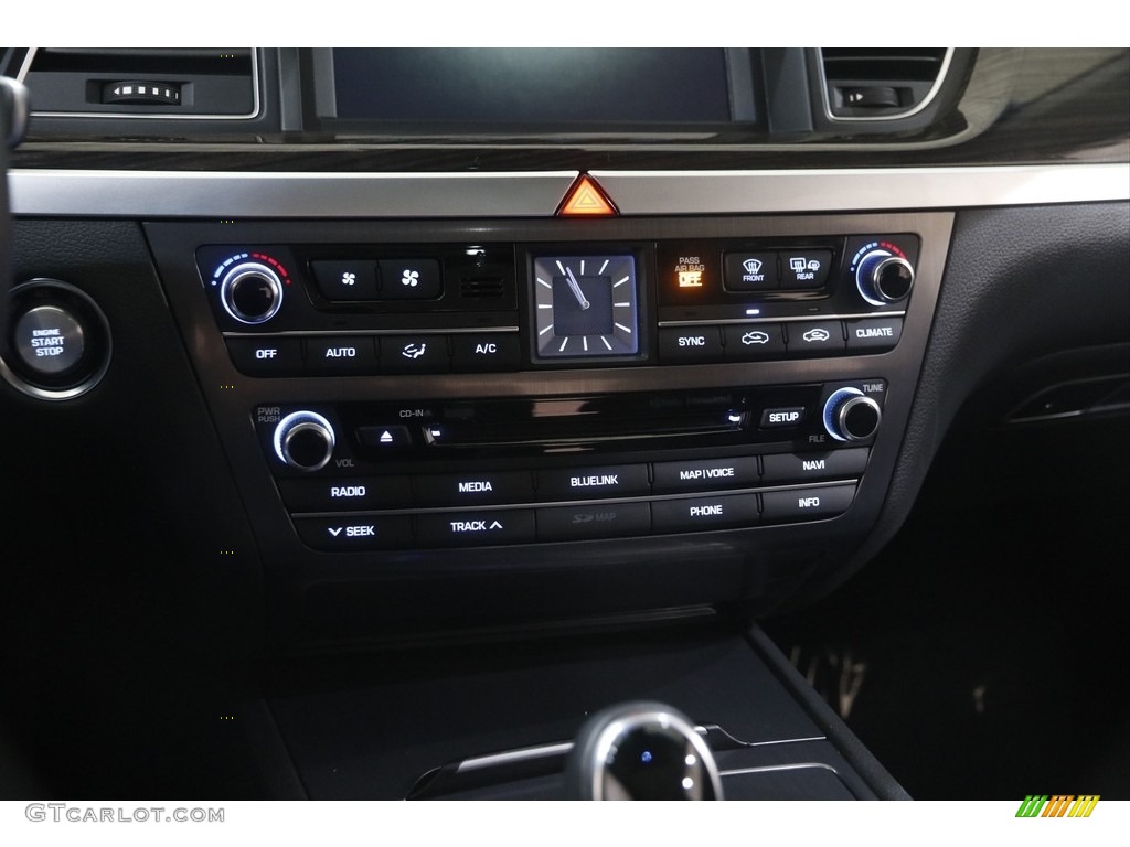 2016 Genesis 3.8 AWD - Parisian Gray / Black photo #15