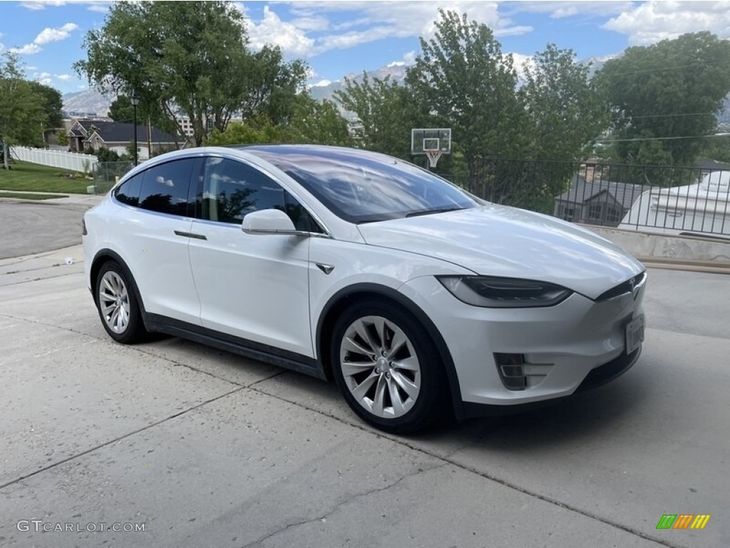 Solid White 2016 Tesla Model X 75D Exterior Photo #144943758