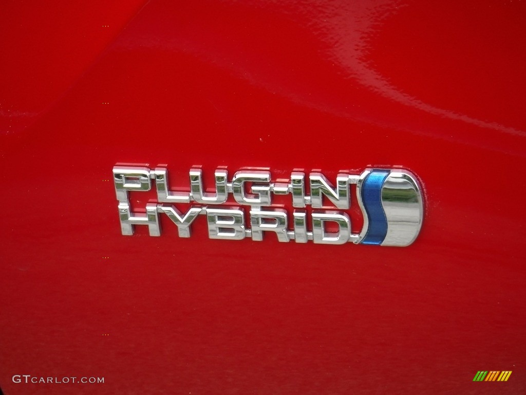 2021 Toyota Prius Prime XLE Hybrid Marks and Logos Photos