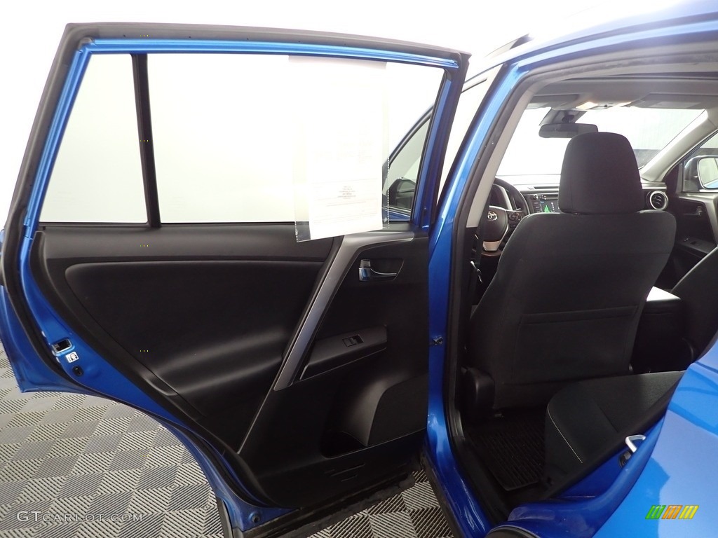 2017 RAV4 XLE - Electric Storm Metallic / Black photo #22