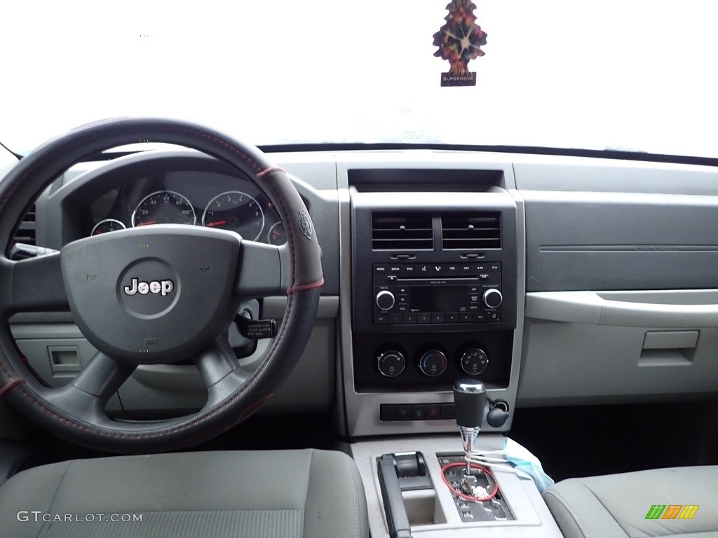 2008 Liberty Sport 4x4 - Inferno Red Crystal Pearl / Pastel Slate Gray photo #17